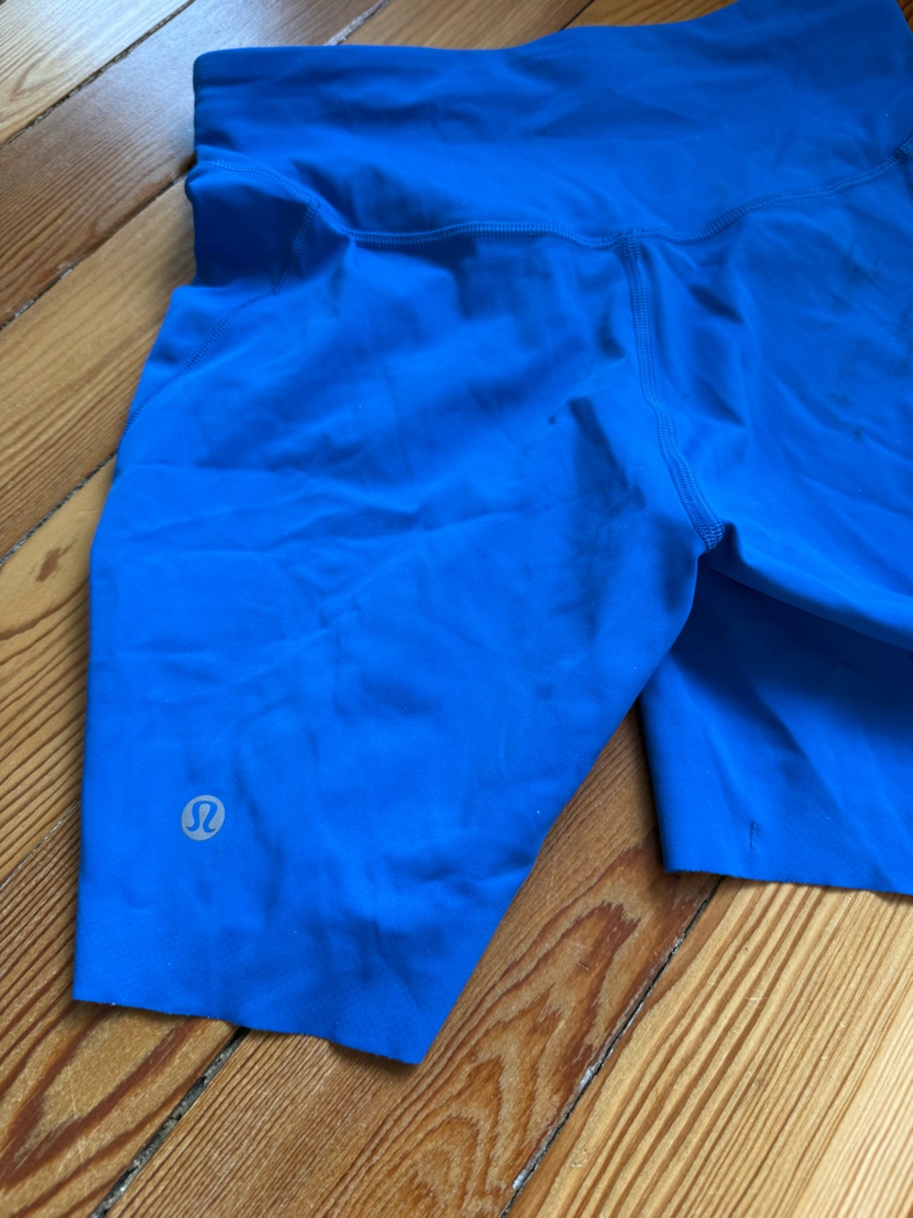 Lululemon blue shorts - Picture 5 of 8